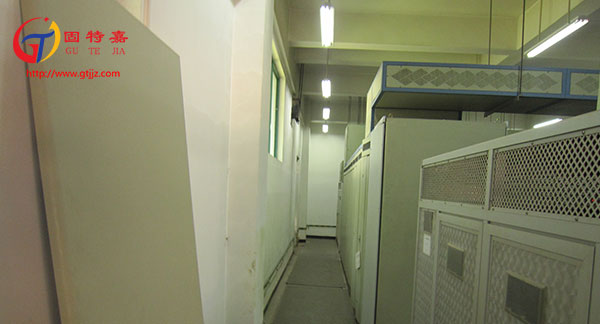機房承重加固.JPG