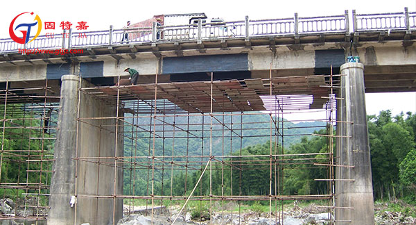 橋梁加固2